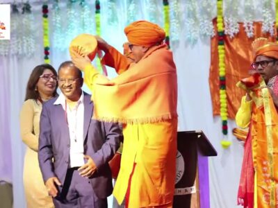 Blessings by Swami Aryavesh to Patron_Chairman_Board of Trustees